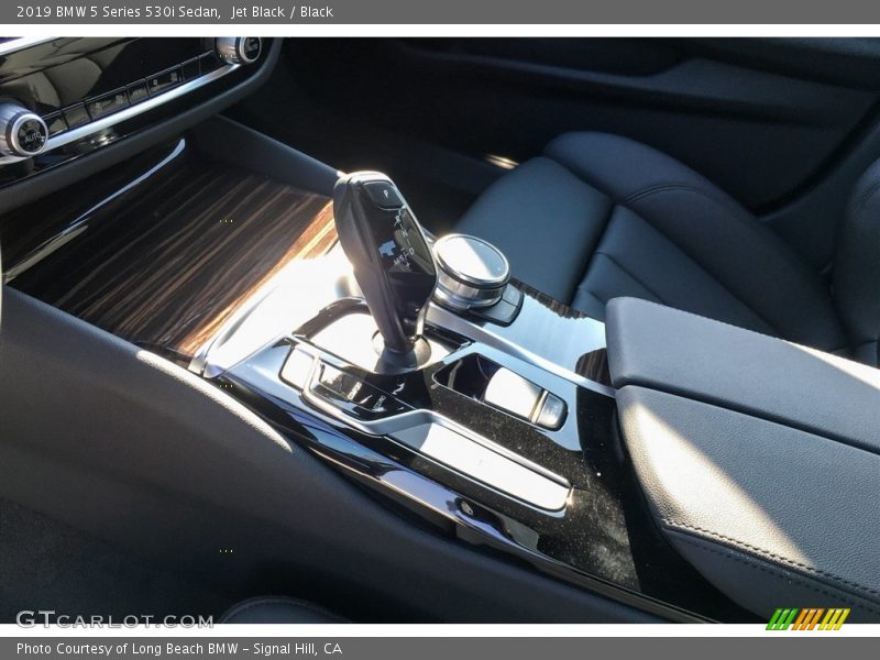 Jet Black / Black 2019 BMW 5 Series 530i Sedan