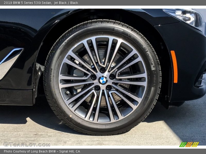 Jet Black / Black 2019 BMW 5 Series 530i Sedan