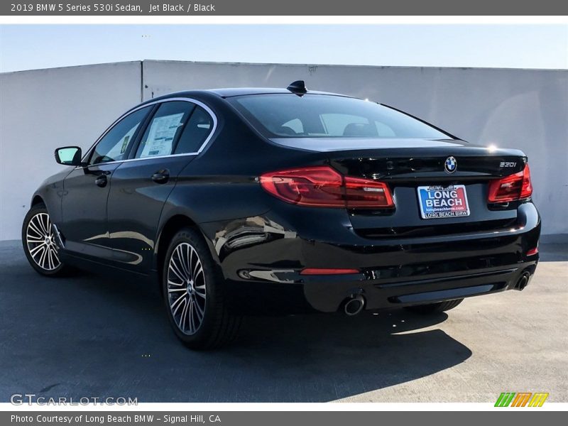 Jet Black / Black 2019 BMW 5 Series 530i Sedan