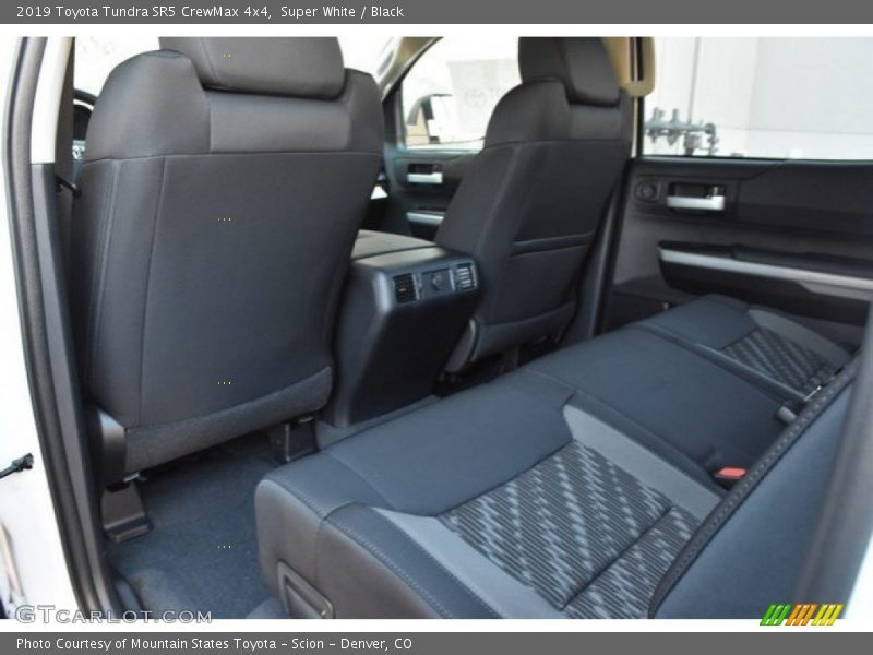 Super White / Black 2019 Toyota Tundra SR5 CrewMax 4x4