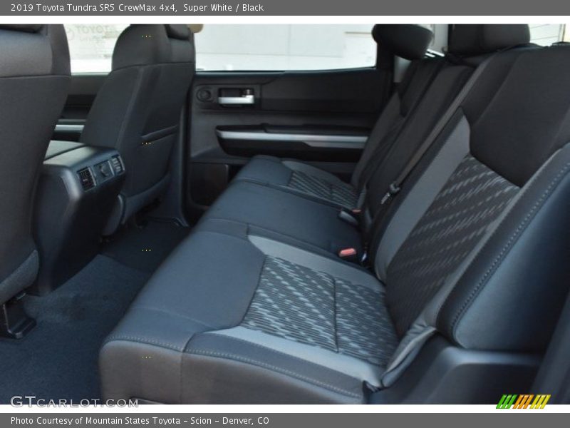 Super White / Black 2019 Toyota Tundra SR5 CrewMax 4x4