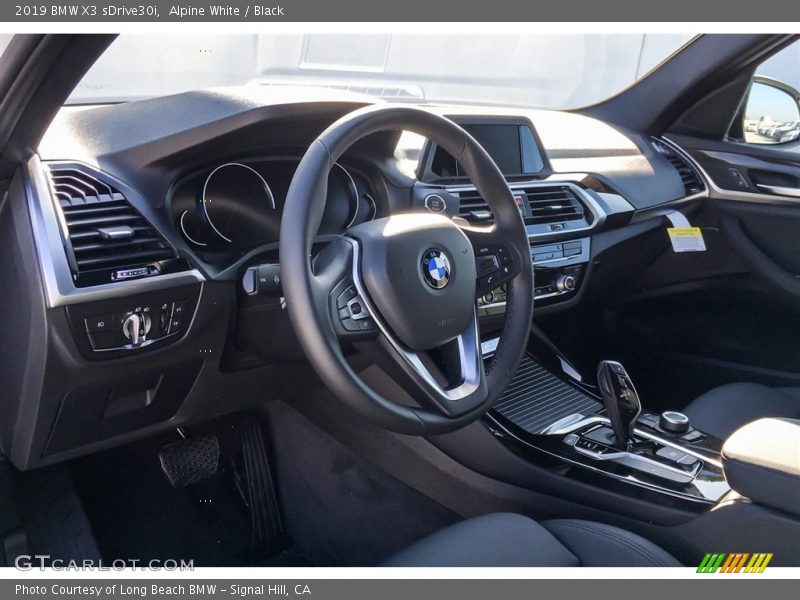 Alpine White / Black 2019 BMW X3 sDrive30i