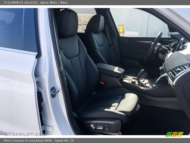 Alpine White / Black 2019 BMW X3 sDrive30i