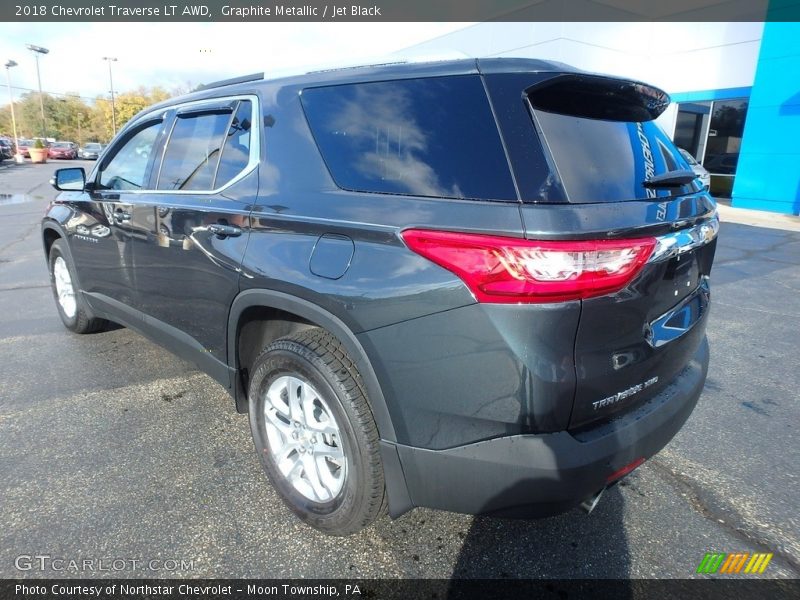 Graphite Metallic / Jet Black 2018 Chevrolet Traverse LT AWD