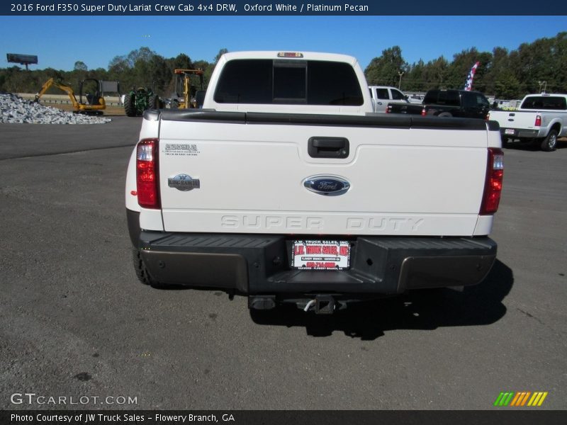 Oxford White / Platinum Pecan 2016 Ford F350 Super Duty Lariat Crew Cab 4x4 DRW