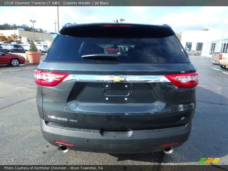 Graphite Metallic / Jet Black 2018 Chevrolet Traverse LT AWD