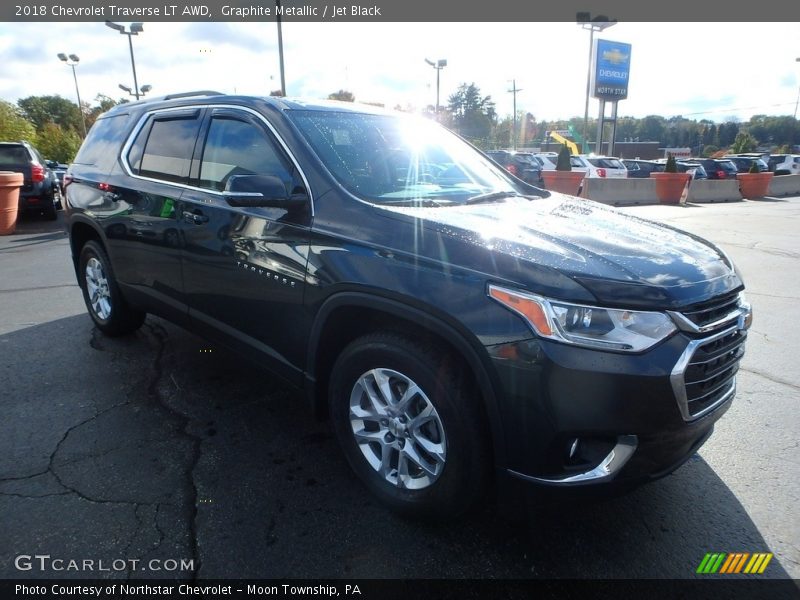 Graphite Metallic / Jet Black 2018 Chevrolet Traverse LT AWD