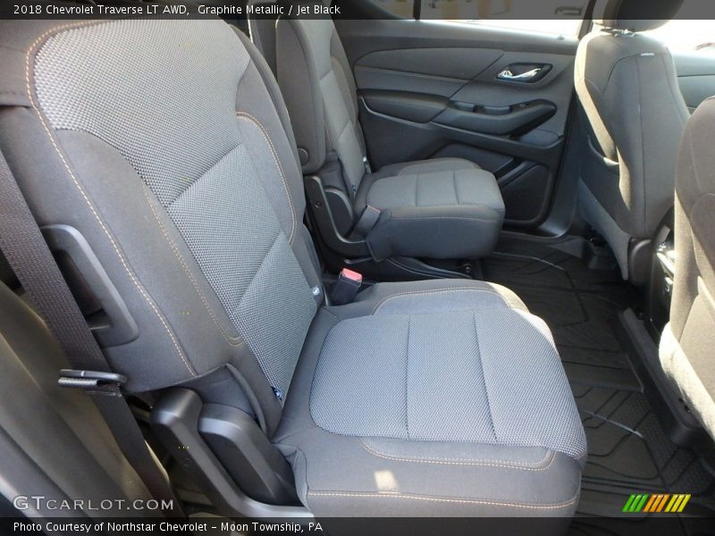 Graphite Metallic / Jet Black 2018 Chevrolet Traverse LT AWD