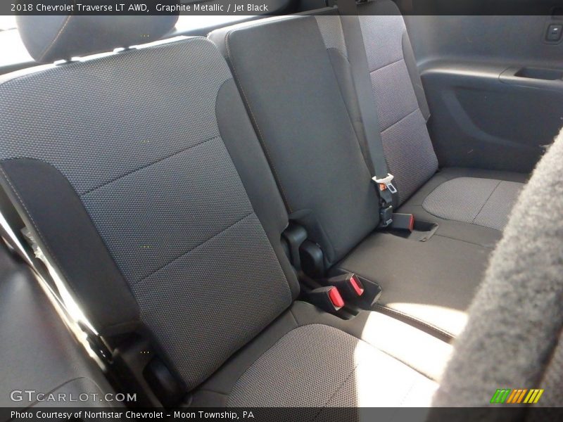 Graphite Metallic / Jet Black 2018 Chevrolet Traverse LT AWD