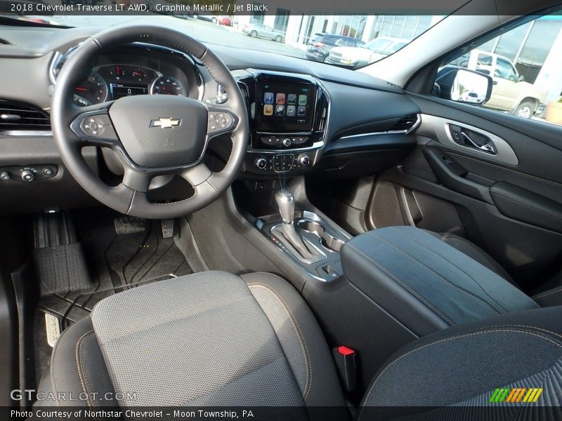 Graphite Metallic / Jet Black 2018 Chevrolet Traverse LT AWD