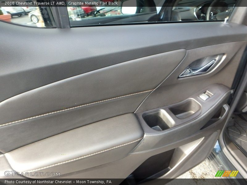 Graphite Metallic / Jet Black 2018 Chevrolet Traverse LT AWD