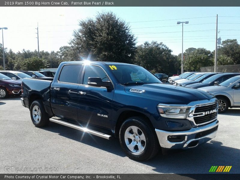 Patriot Blue Pearl / Black 2019 Ram 1500 Big Horn Crew Cab