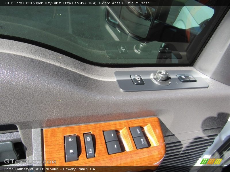 Oxford White / Platinum Pecan 2016 Ford F350 Super Duty Lariat Crew Cab 4x4 DRW