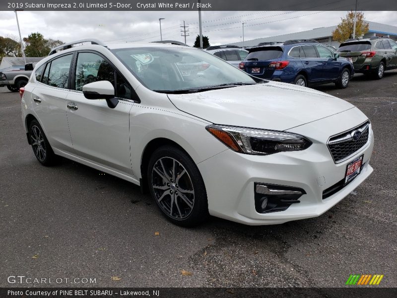 Front 3/4 View of 2019 Impreza 2.0i Limited 5-Door