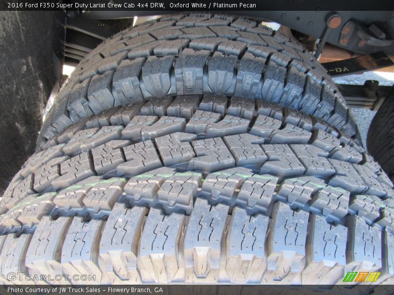 Oxford White / Platinum Pecan 2016 Ford F350 Super Duty Lariat Crew Cab 4x4 DRW