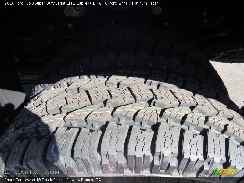Oxford White / Platinum Pecan 2016 Ford F350 Super Duty Lariat Crew Cab 4x4 DRW