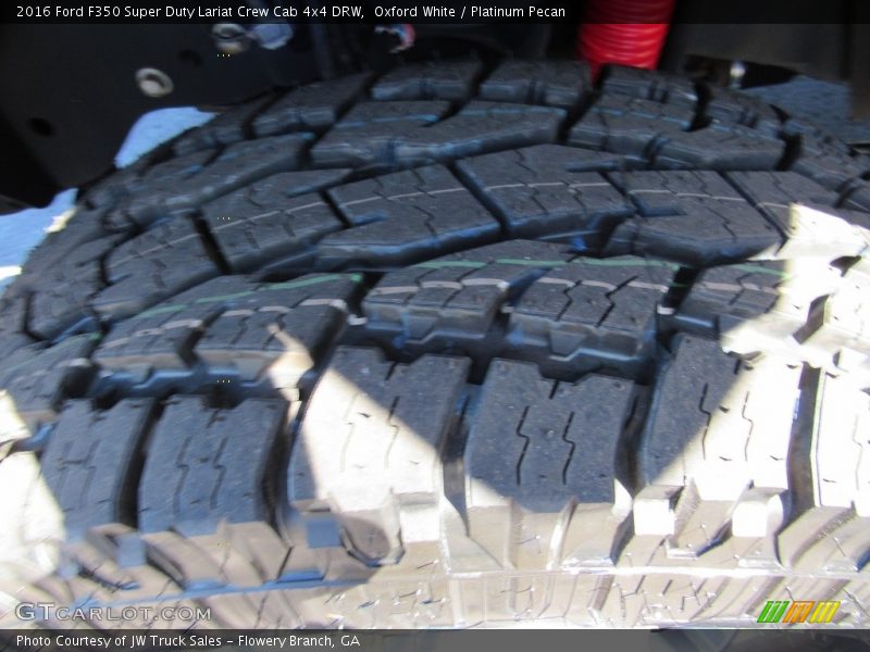 Oxford White / Platinum Pecan 2016 Ford F350 Super Duty Lariat Crew Cab 4x4 DRW