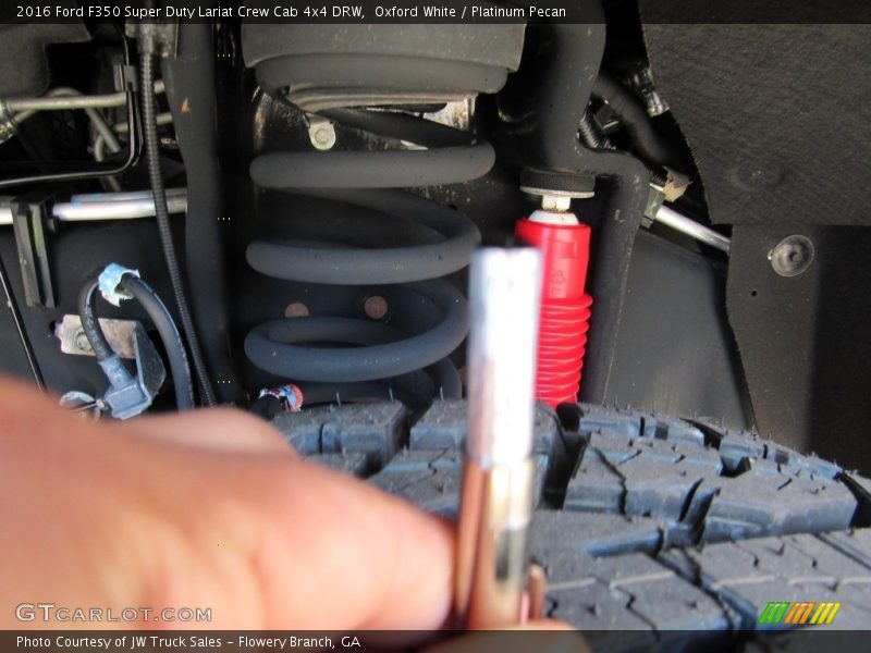 Oxford White / Platinum Pecan 2016 Ford F350 Super Duty Lariat Crew Cab 4x4 DRW