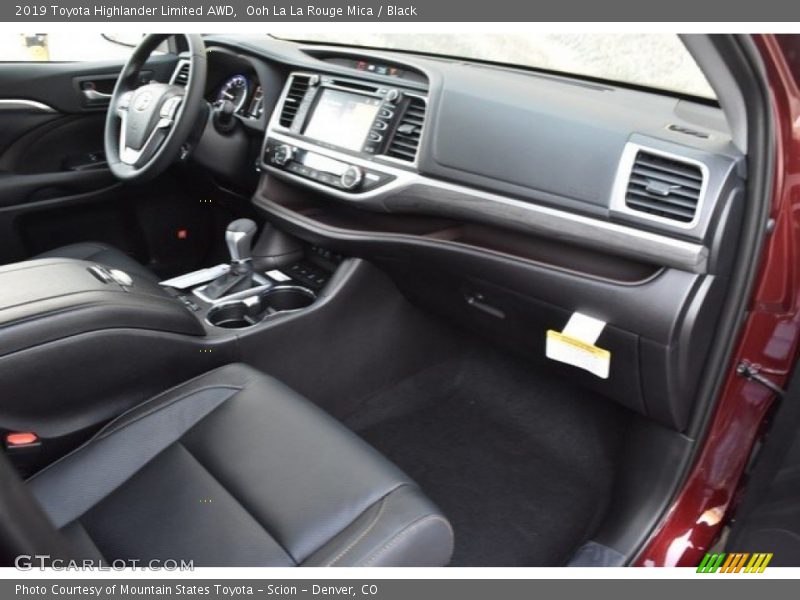 Ooh La La Rouge Mica / Black 2019 Toyota Highlander Limited AWD