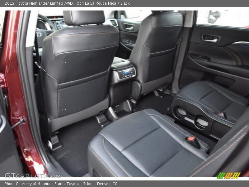 Ooh La La Rouge Mica / Black 2019 Toyota Highlander Limited AWD