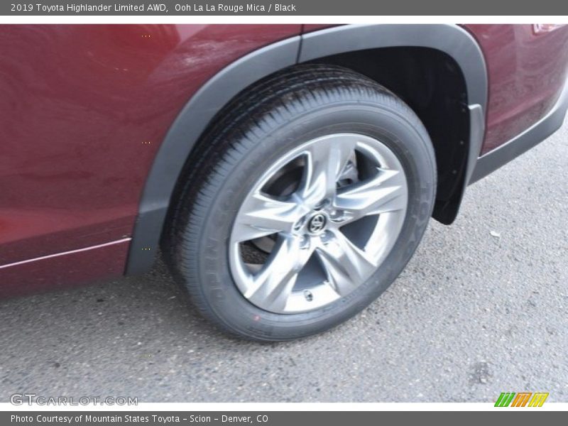 Ooh La La Rouge Mica / Black 2019 Toyota Highlander Limited AWD