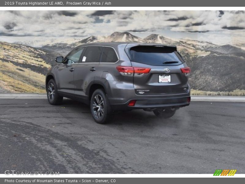 Predawn Gray Mica / Ash 2019 Toyota Highlander LE AWD