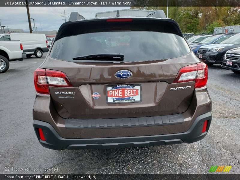 Cinnamon Brown Pearl / Warm Ivory 2019 Subaru Outback 2.5i Limited