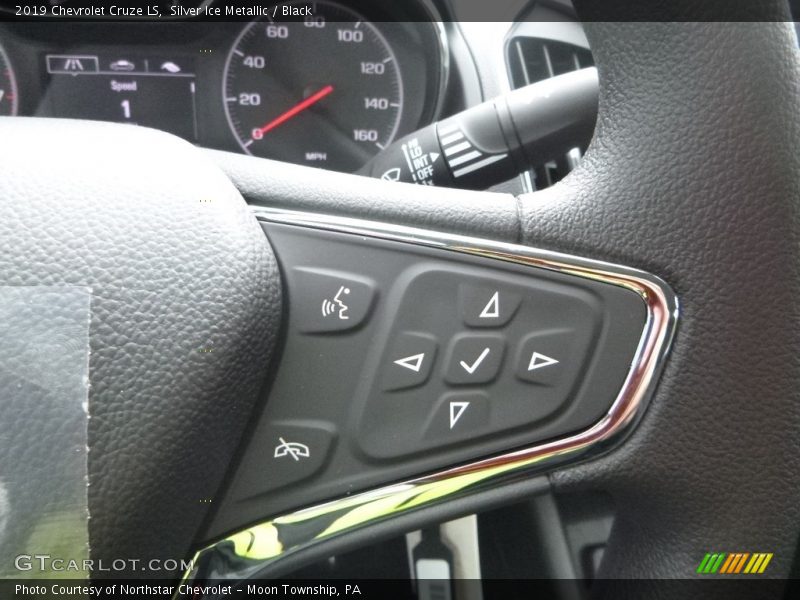 Silver Ice Metallic / Black 2019 Chevrolet Cruze LS