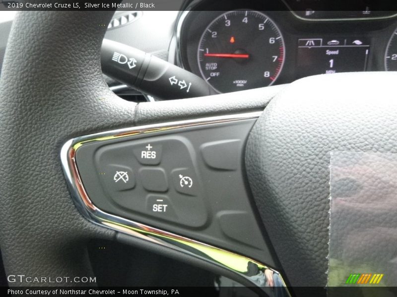 Silver Ice Metallic / Black 2019 Chevrolet Cruze LS