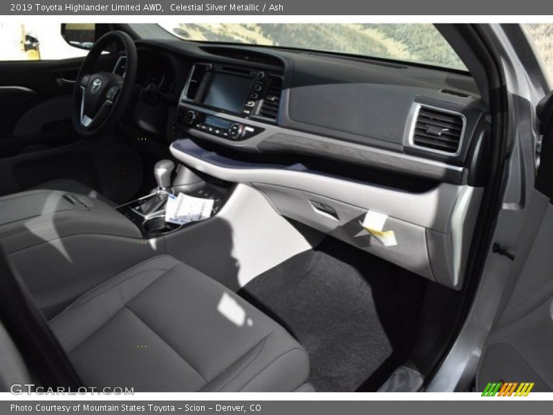 Celestial Silver Metallic / Ash 2019 Toyota Highlander Limited AWD