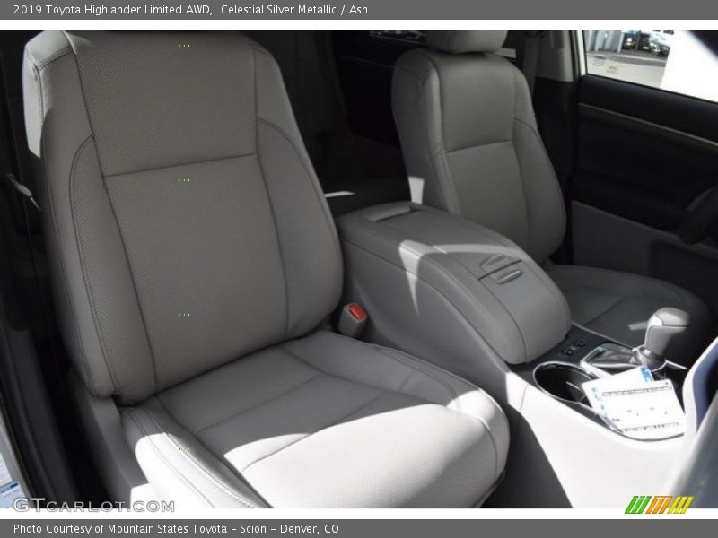 Celestial Silver Metallic / Ash 2019 Toyota Highlander Limited AWD