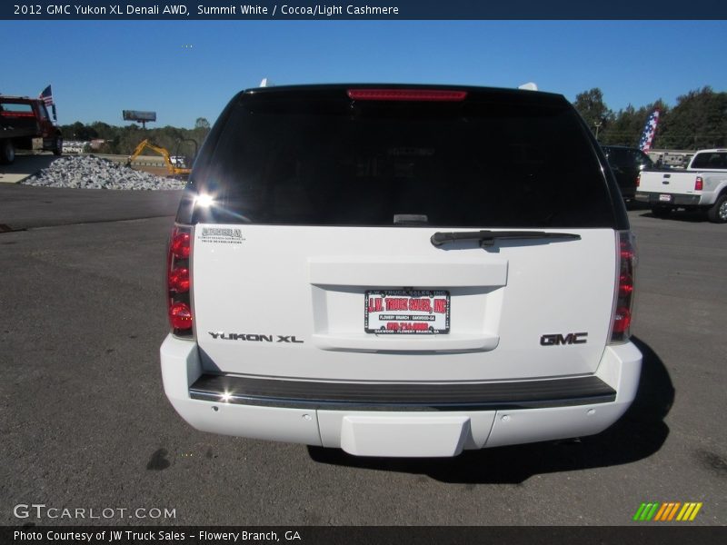 Summit White / Cocoa/Light Cashmere 2012 GMC Yukon XL Denali AWD