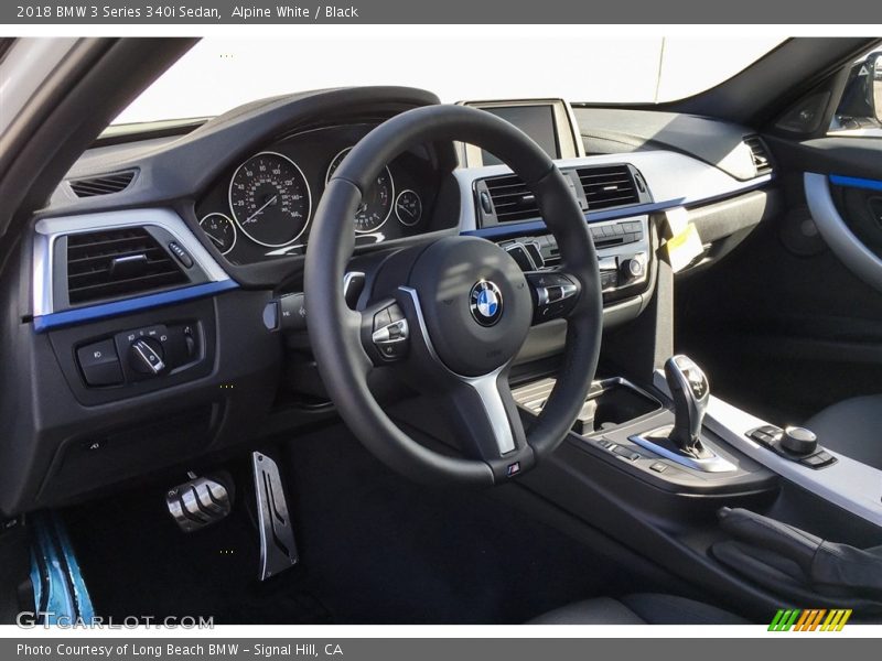 Alpine White / Black 2018 BMW 3 Series 340i Sedan