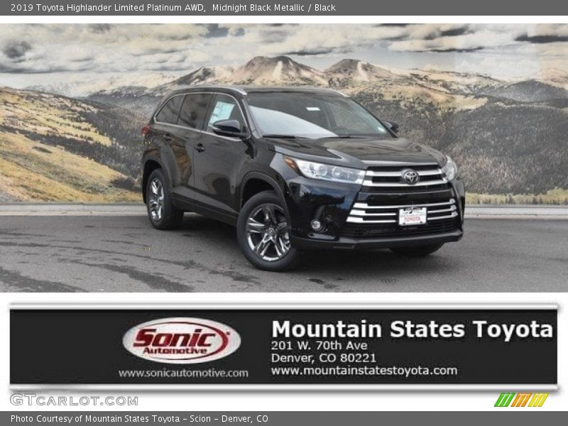 Midnight Black Metallic / Black 2019 Toyota Highlander Limited Platinum AWD
