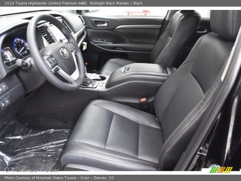 Midnight Black Metallic / Black 2019 Toyota Highlander Limited Platinum AWD