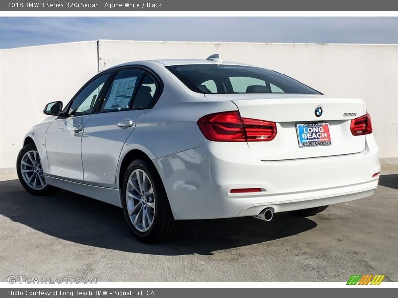 Alpine White / Black 2018 BMW 3 Series 320i Sedan