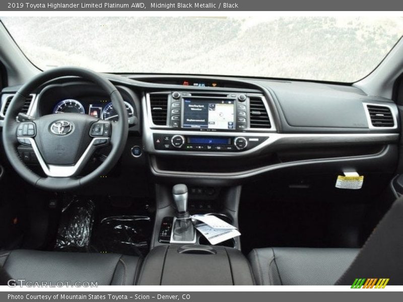 Midnight Black Metallic / Black 2019 Toyota Highlander Limited Platinum AWD