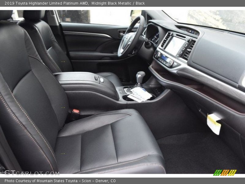 Midnight Black Metallic / Black 2019 Toyota Highlander Limited Platinum AWD