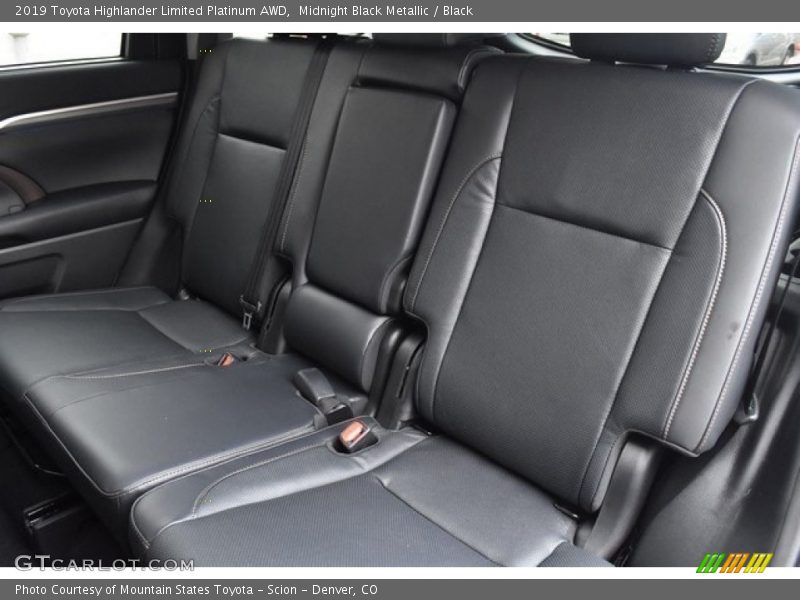 Midnight Black Metallic / Black 2019 Toyota Highlander Limited Platinum AWD