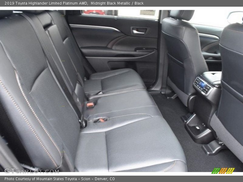 Midnight Black Metallic / Black 2019 Toyota Highlander Limited Platinum AWD