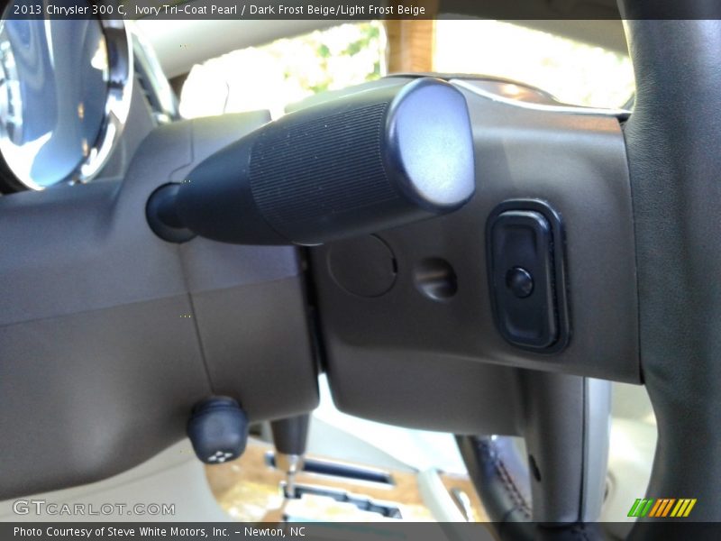 Ivory Tri-Coat Pearl / Dark Frost Beige/Light Frost Beige 2013 Chrysler 300 C