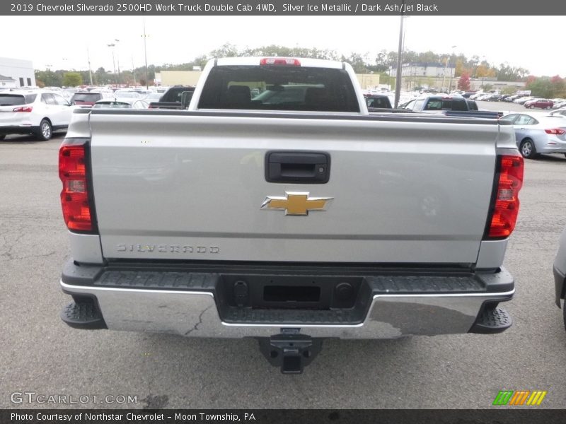 Silver Ice Metallic / Dark Ash/Jet Black 2019 Chevrolet Silverado 2500HD Work Truck Double Cab 4WD