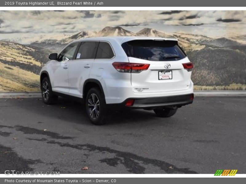 Blizzard Pearl White / Ash 2019 Toyota Highlander LE