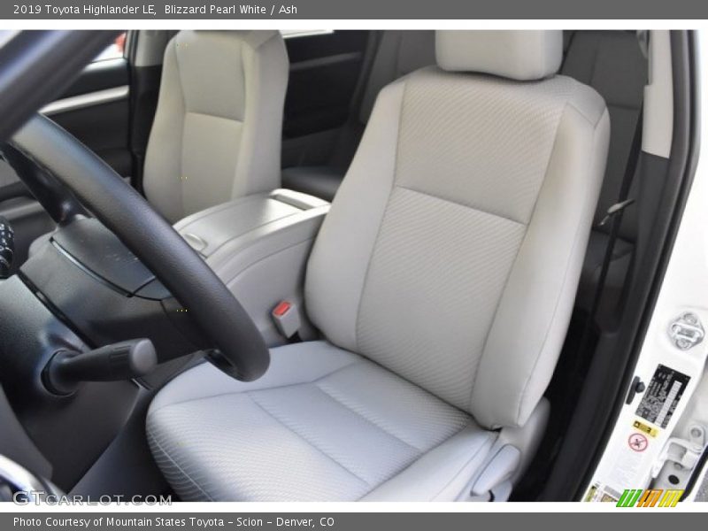 Blizzard Pearl White / Ash 2019 Toyota Highlander LE