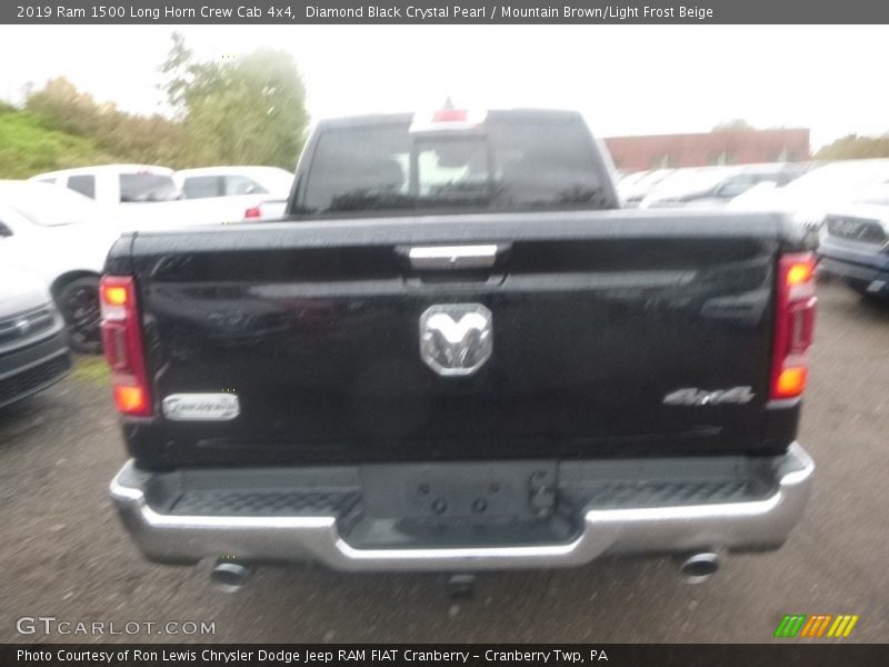 Diamond Black Crystal Pearl / Mountain Brown/Light Frost Beige 2019 Ram 1500 Long Horn Crew Cab 4x4