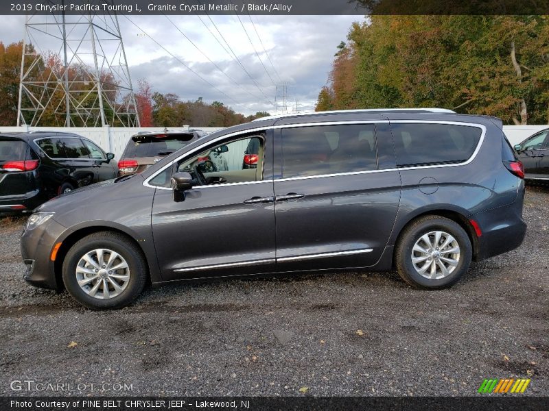 Granite Crystal Metallic / Black/Alloy 2019 Chrysler Pacifica Touring L