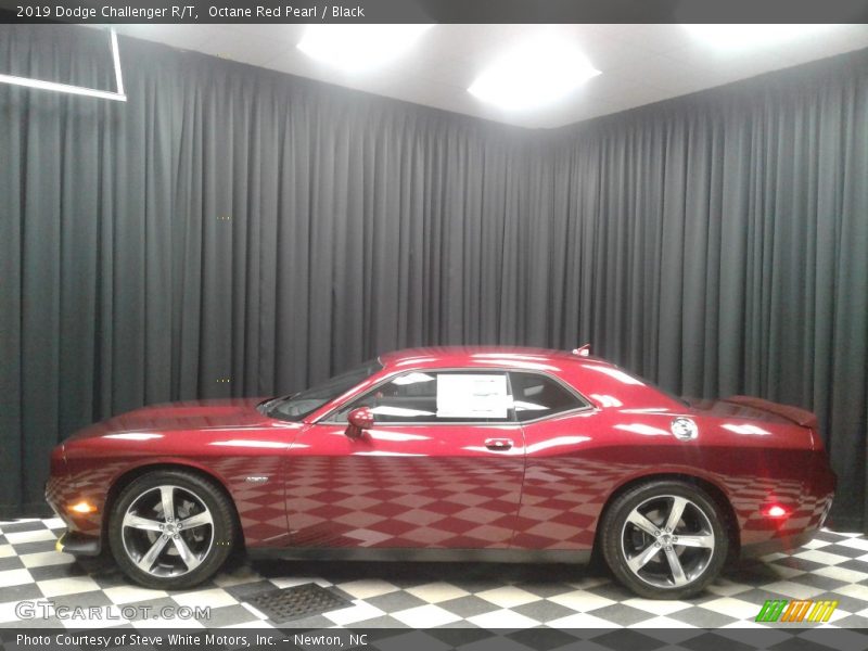 Octane Red Pearl / Black 2019 Dodge Challenger R/T