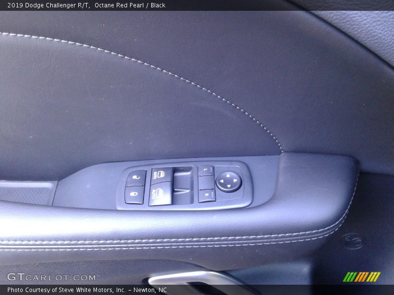 Octane Red Pearl / Black 2019 Dodge Challenger R/T