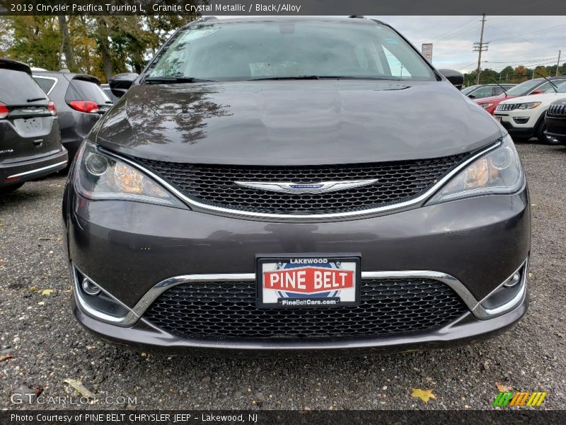 Granite Crystal Metallic / Black/Alloy 2019 Chrysler Pacifica Touring L