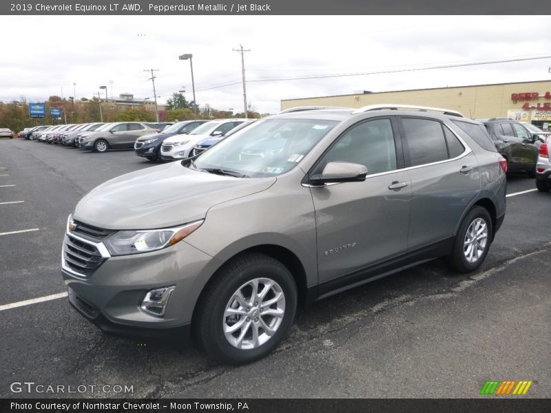 Pepperdust Metallic / Jet Black 2019 Chevrolet Equinox LT AWD